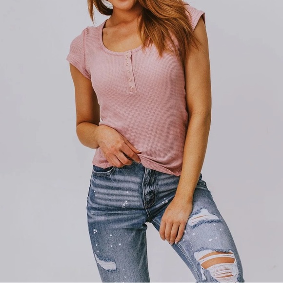 Lucy Avenue Short Sleeve Henley Top - Picture 4 of 9